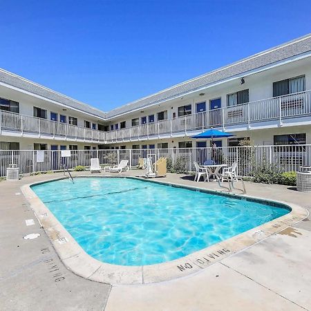 Motel 6-Oakland, Ca - Airport Exterior photo