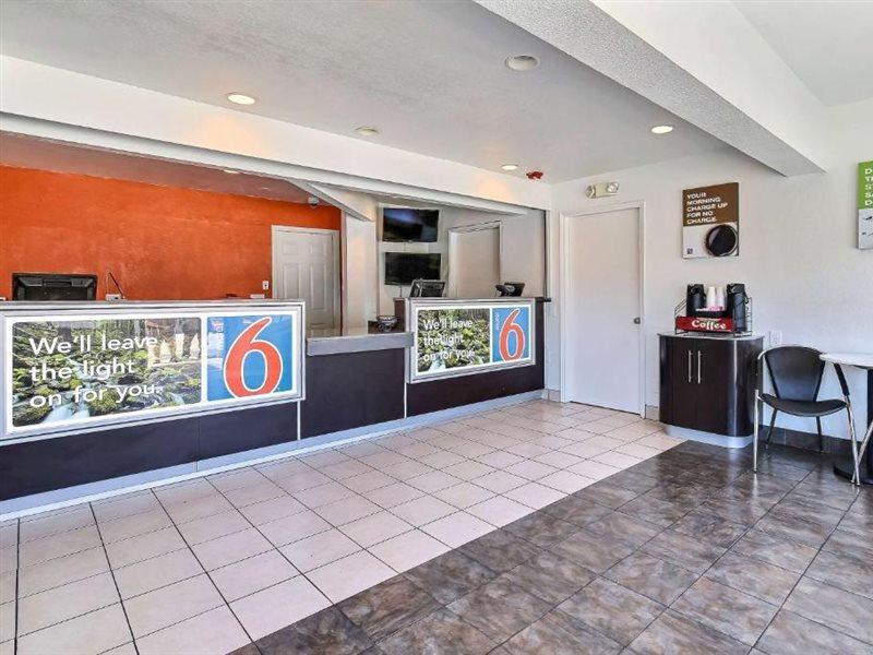 Motel 6-Oakland, Ca - Airport Exterior photo