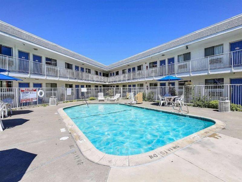 Motel 6-Oakland, Ca - Airport Exterior photo