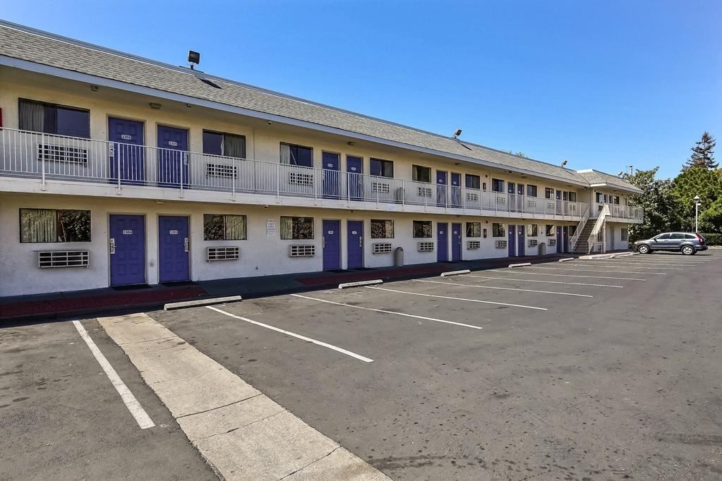 Motel 6-Oakland, Ca - Airport Exterior photo