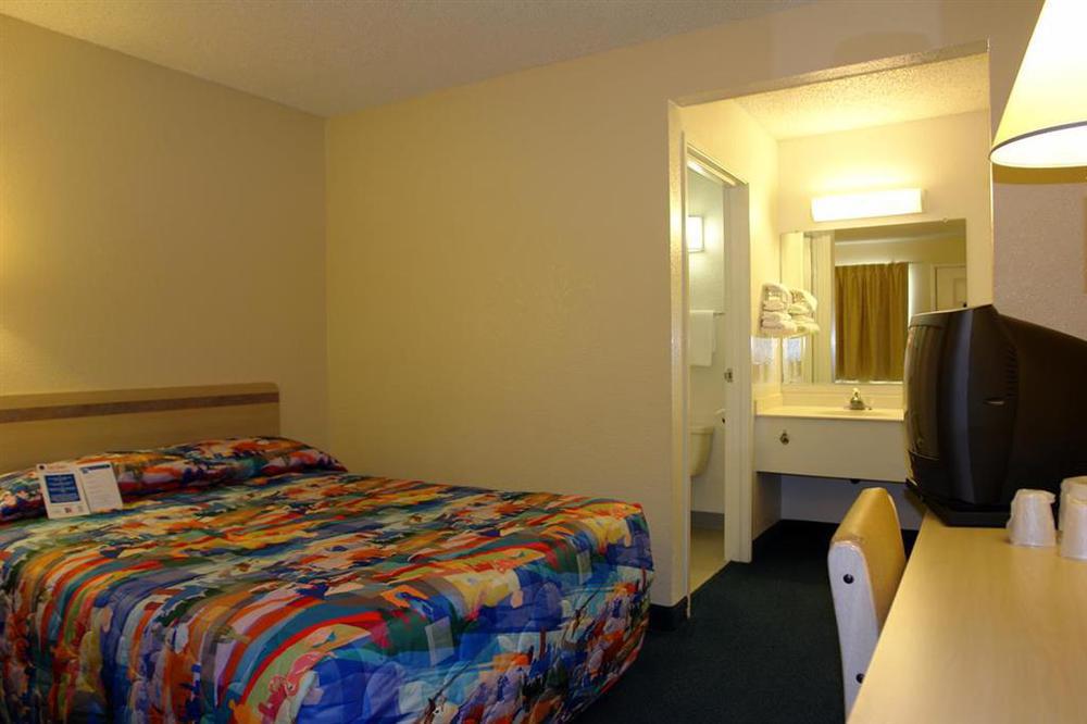 Motel 6-Oakland, Ca - Airport Room photo